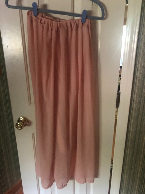 Pants - Flowy silky pull on pants Peachy pink Size L